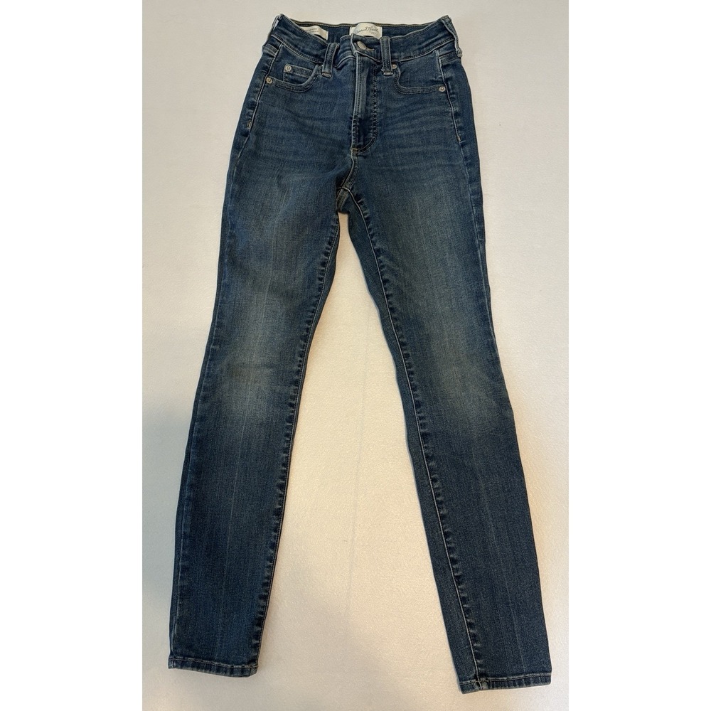 Universal Thread High Rise Skinny Jeans Medium Wash Denim Slim Women's Sz 2R